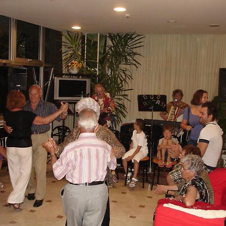 Hotel Madrid ริมินี ภายนอก รูปภาพ