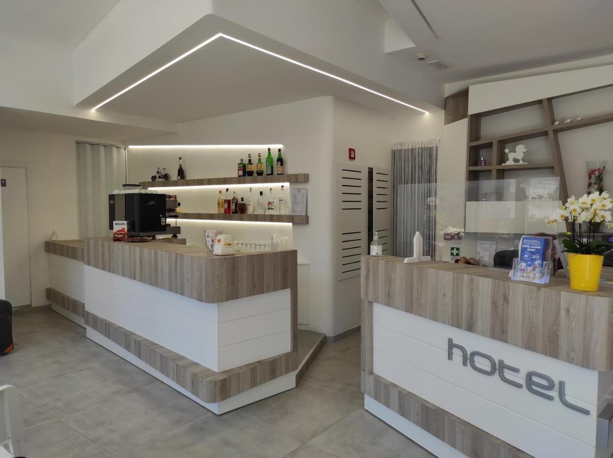 Hotel Madrid ริมินี ภายนอก รูปภาพ
