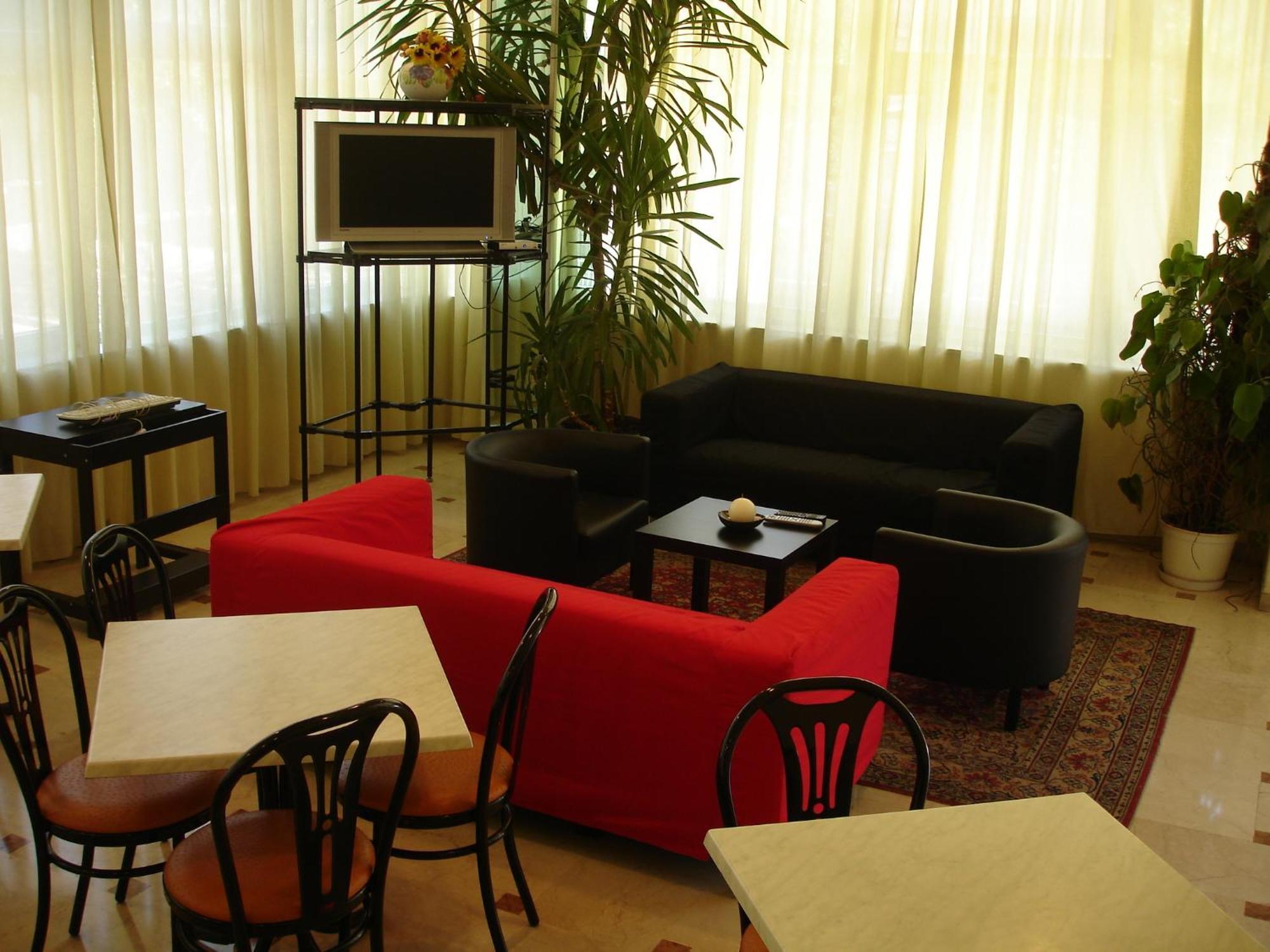 Hotel Madrid ริมินี ภายนอก รูปภาพ