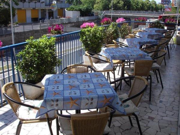 Hotel Madrid ริมินี ภายนอก รูปภาพ